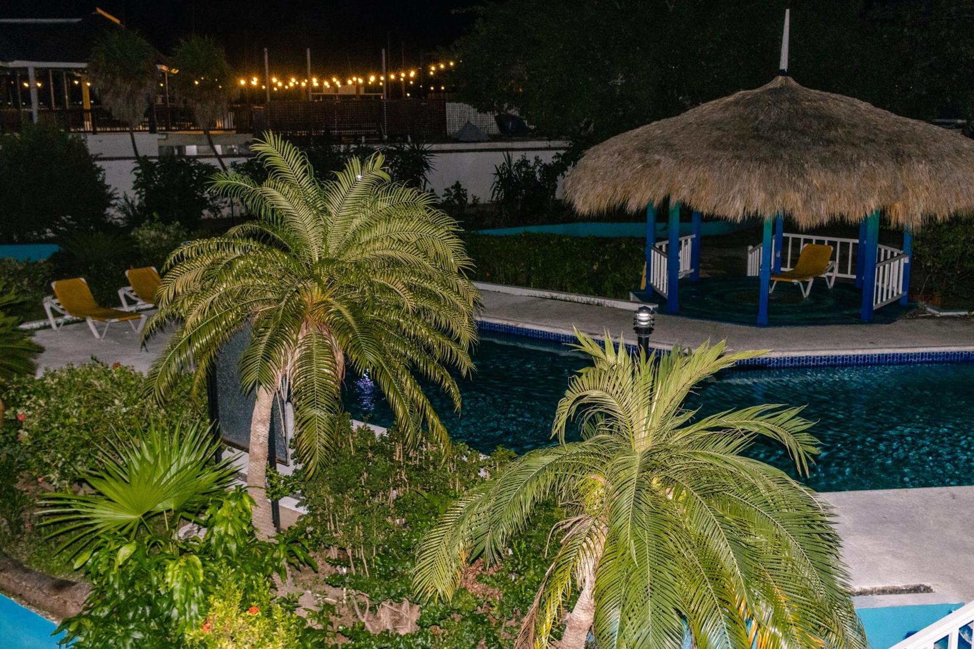 Grand Hotel Excelsior Port Royal Kingston Exterior photo